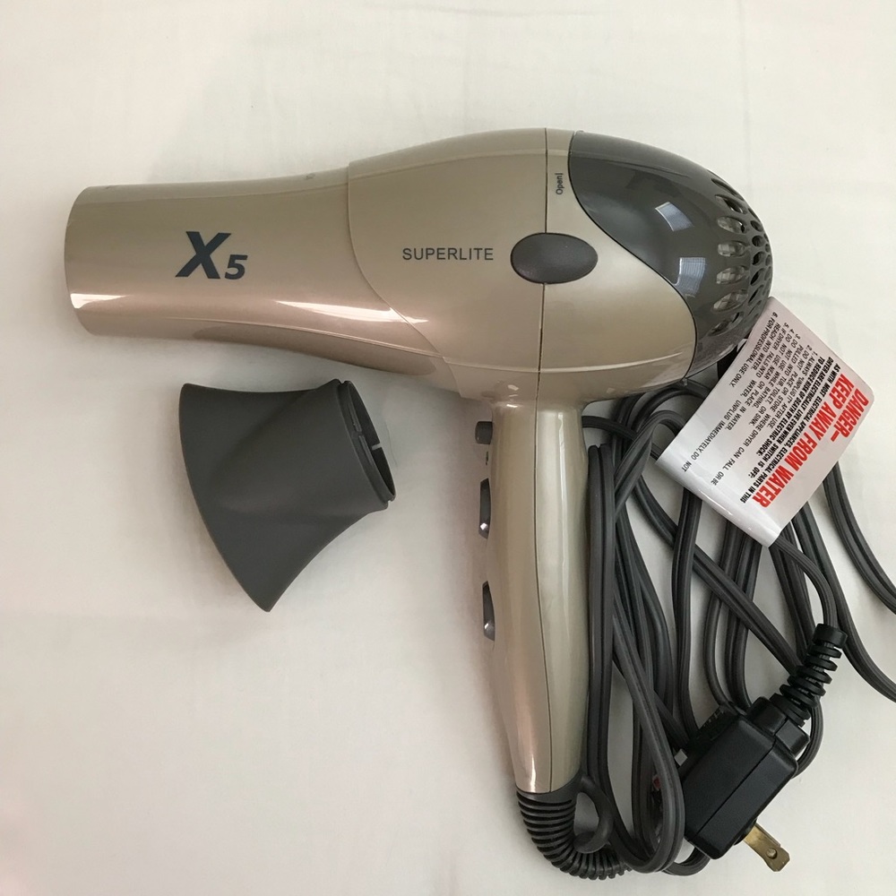 X5 Superlite hairdryer